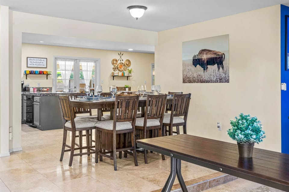 House | 4 bedrooms, high-speed internet