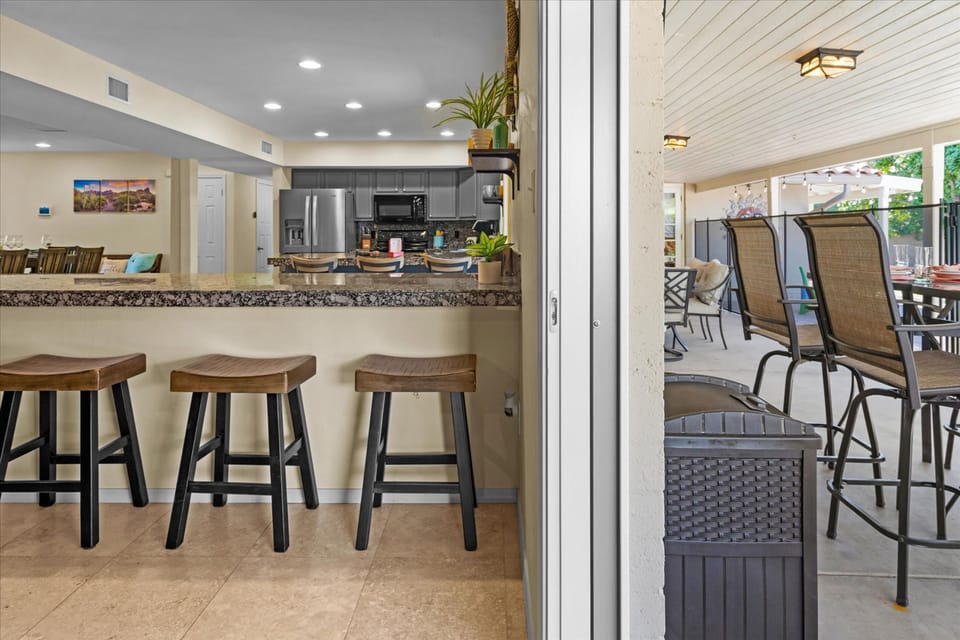 House | 4 bedrooms, high-speed internet