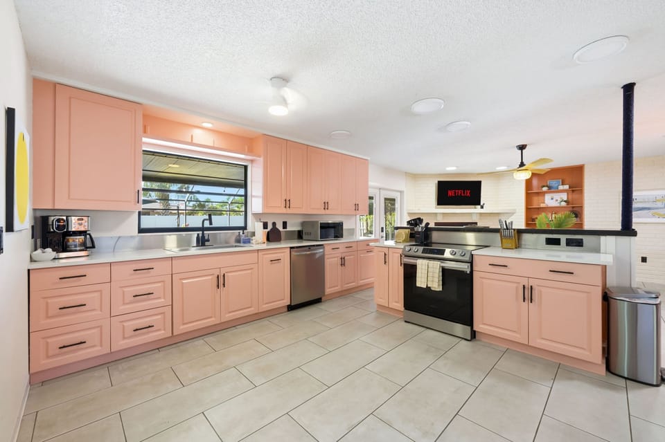 House | 4 bedrooms, high-speed internet