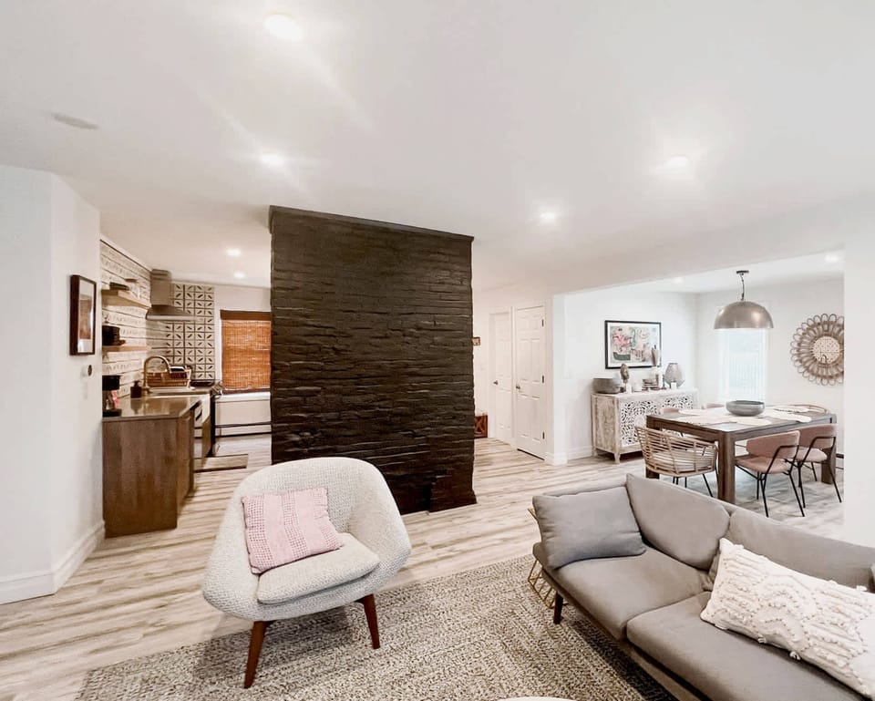 House | 8 bedrooms, high-speed internet
