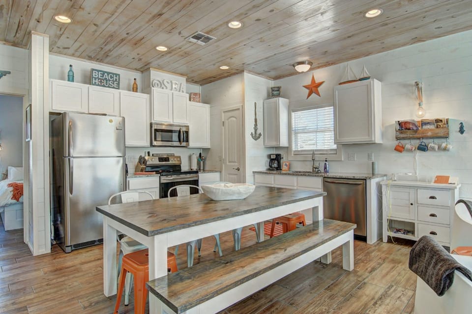 House | 3 bedrooms, high-speed internet