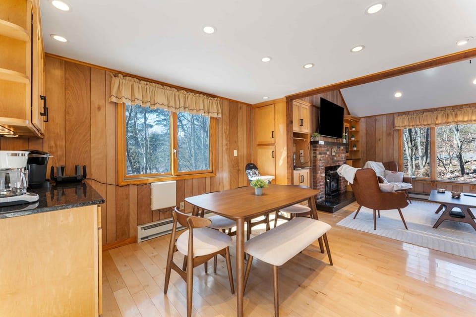 House | 4 bedrooms, high-speed internet