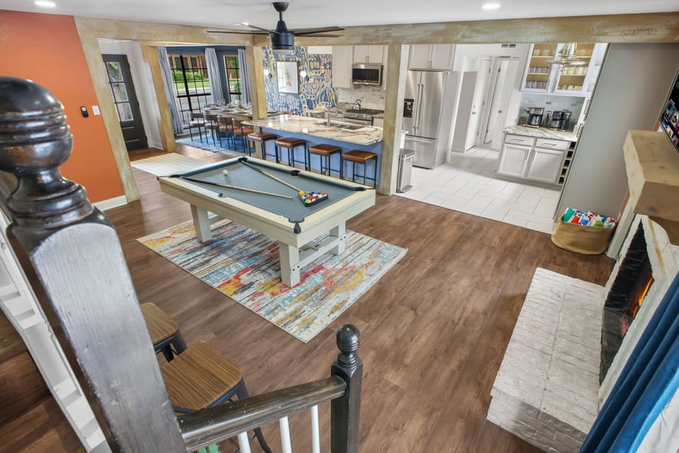 House | 6 bedrooms, high-speed internet