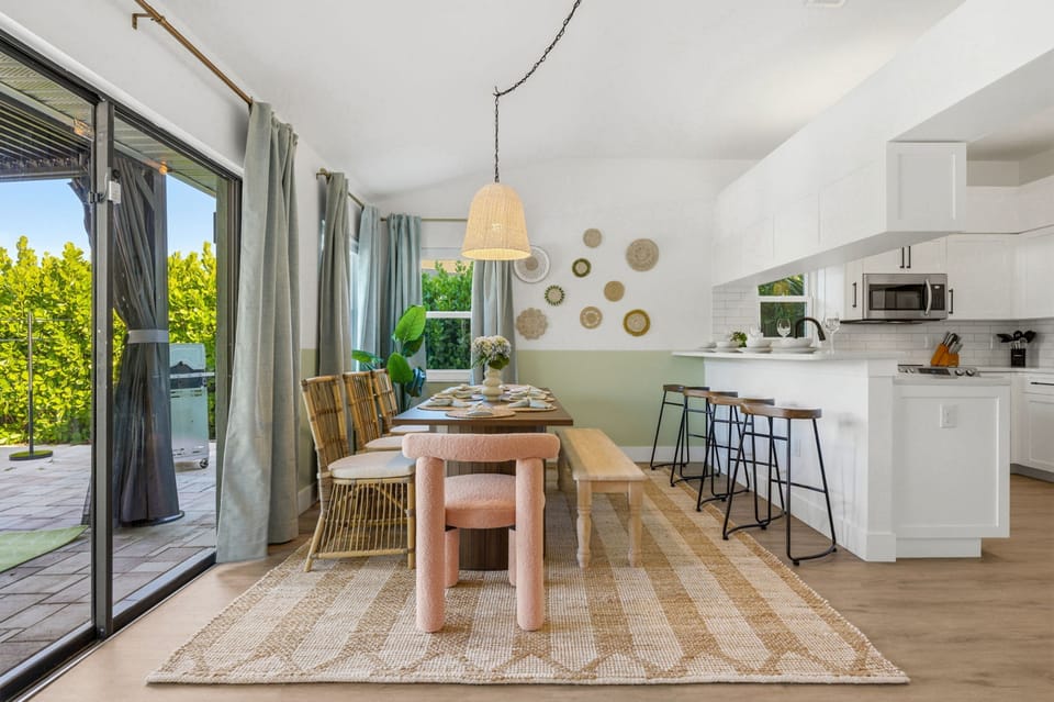 House | 4 bedrooms, high-speed internet