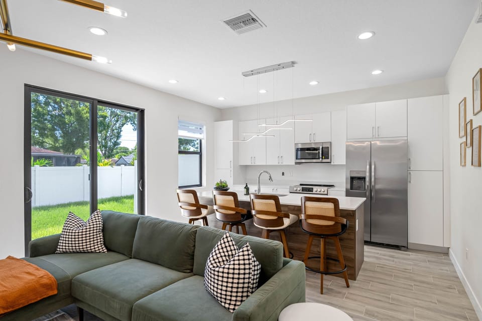 House | 3 bedrooms, high-speed internet