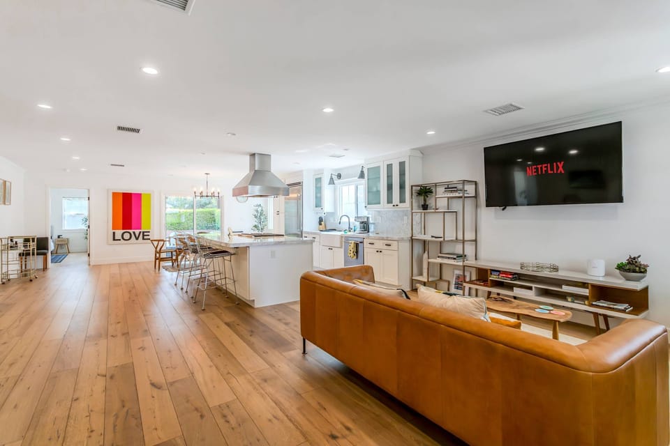 House | 4 bedrooms, high-speed internet