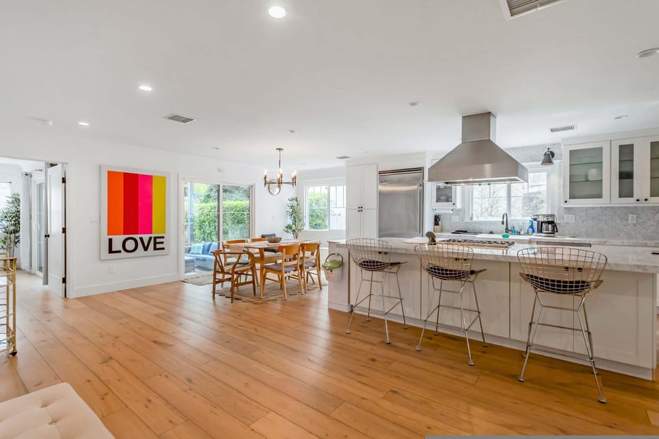 House | 4 bedrooms, high-speed internet