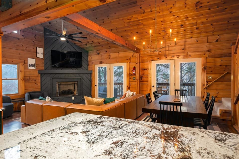 House | 4 bedrooms, high-speed internet