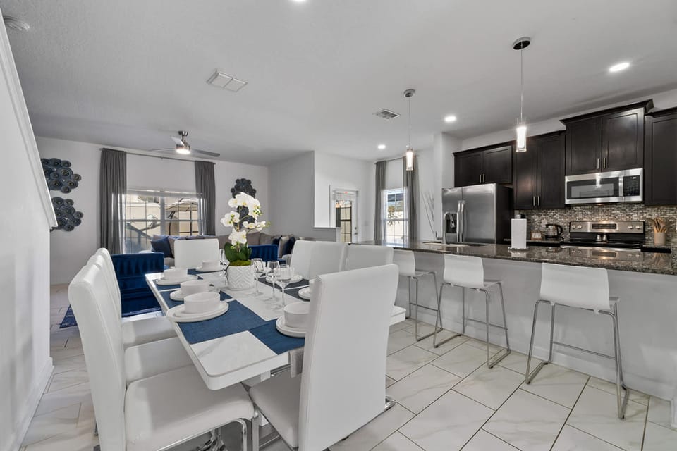 House | 5 bedrooms, high-speed internet