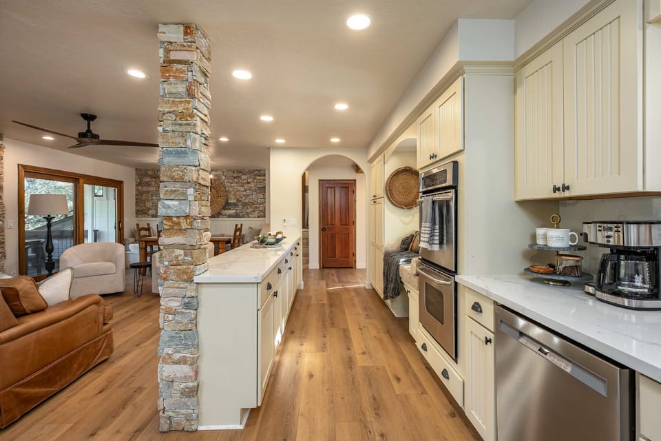House | 4 bedrooms, high-speed internet