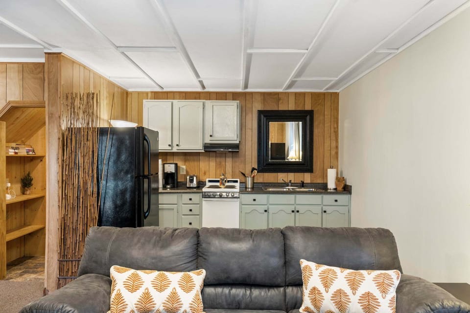 House | 4 bedrooms, high-speed internet