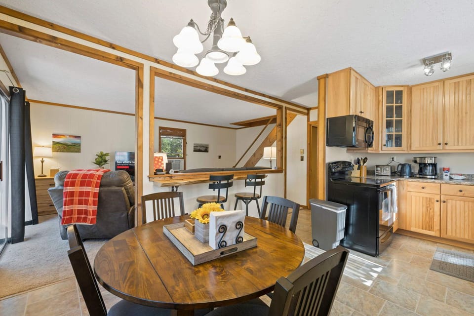 House | 4 bedrooms, high-speed internet