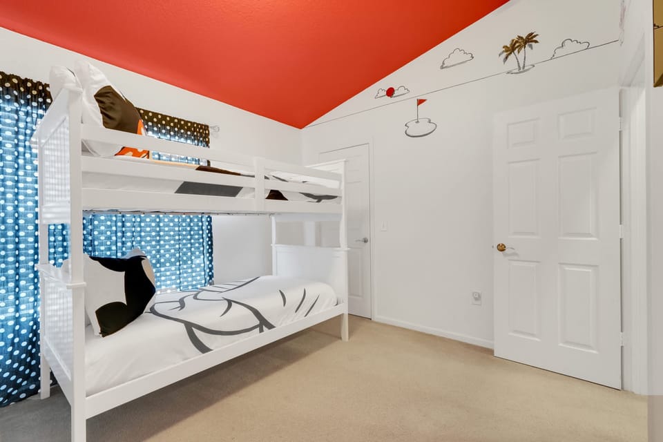 House | 3 bedrooms, high-speed internet