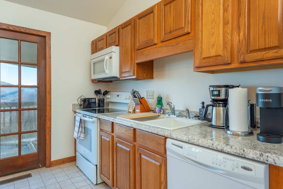 House | 4 bedrooms, high-speed internet