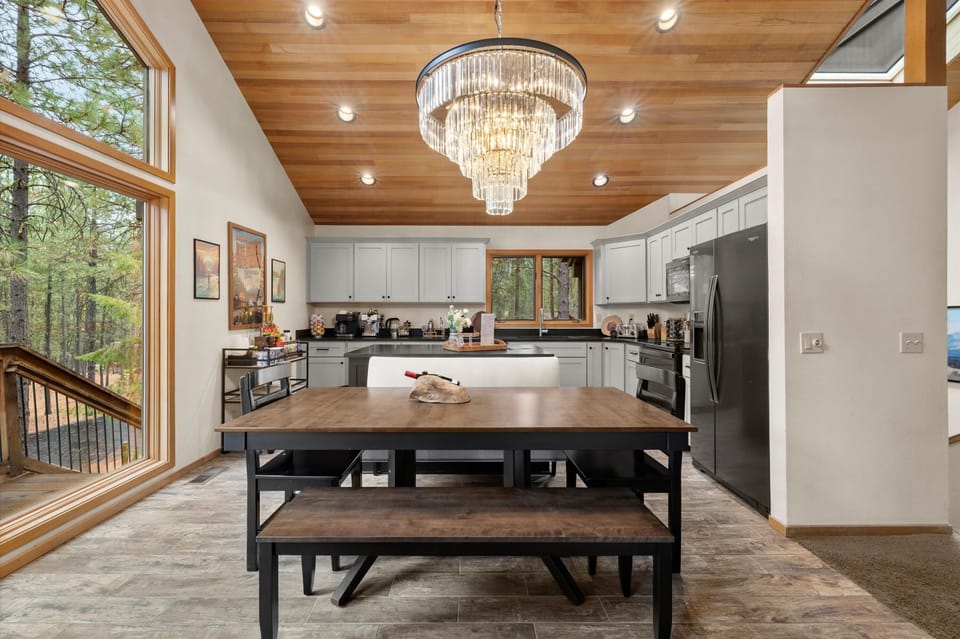 House | 4 bedrooms, high-speed internet