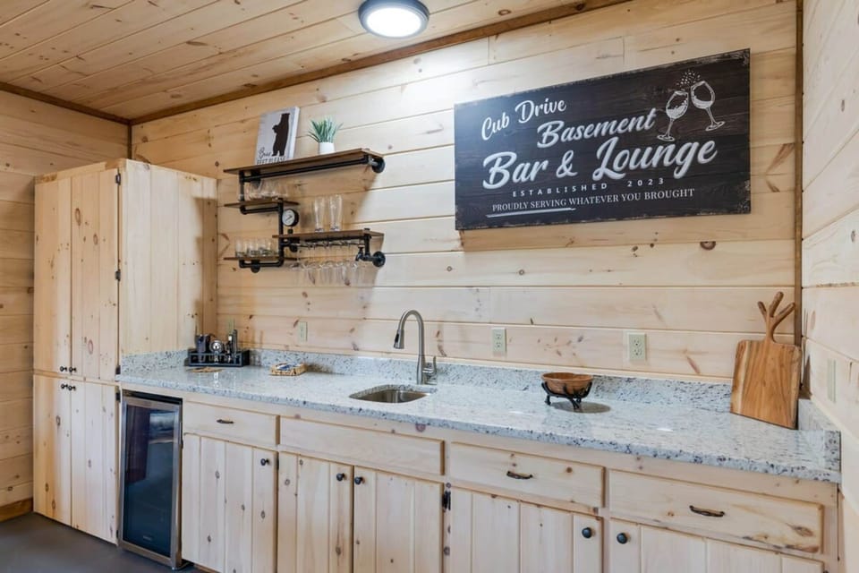 House | 3 bedrooms, high-speed internet