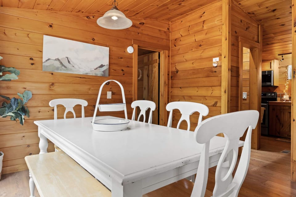 House | 3 bedrooms, high-speed internet