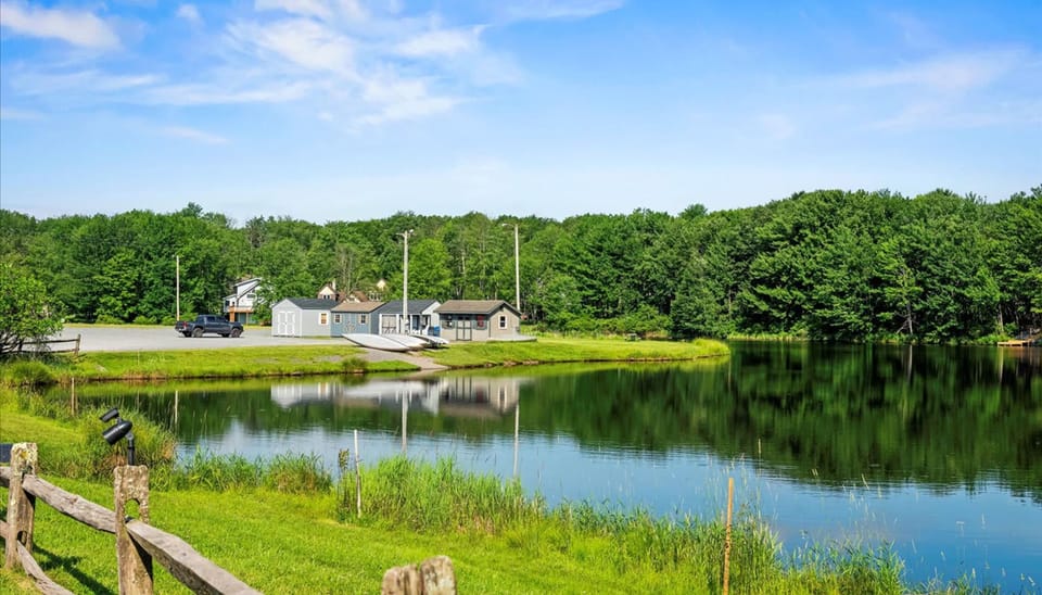 House | 5 bedrooms, high-speed internet