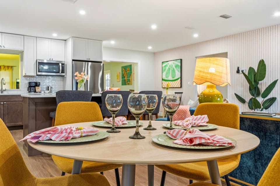 House | 4 bedrooms, high-speed internet