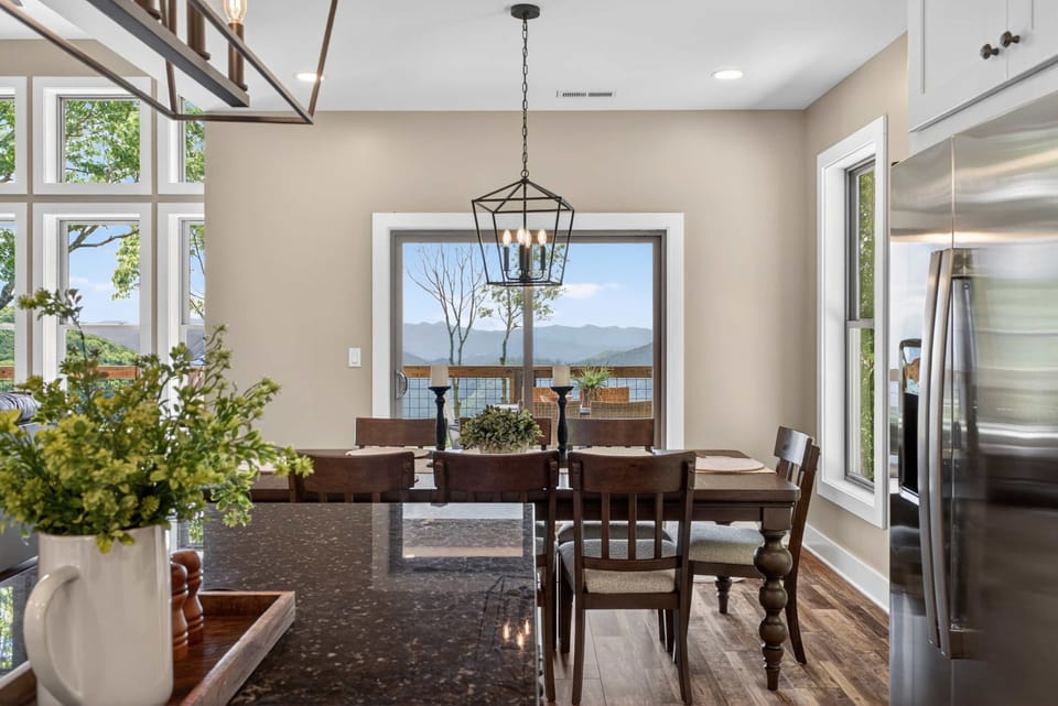House | 4 bedrooms, high-speed internet
