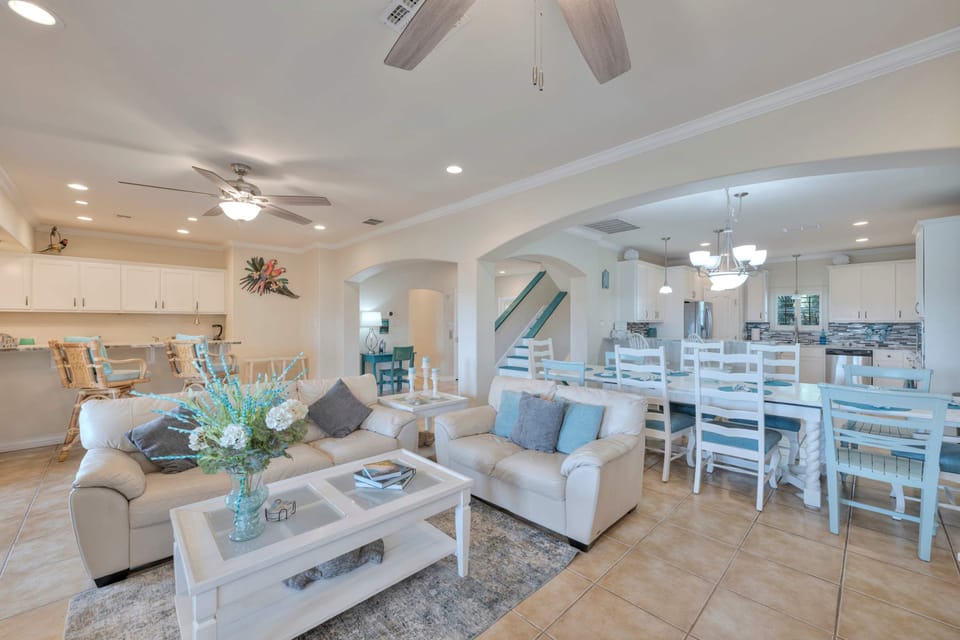 House | 5 bedrooms, high-speed internet