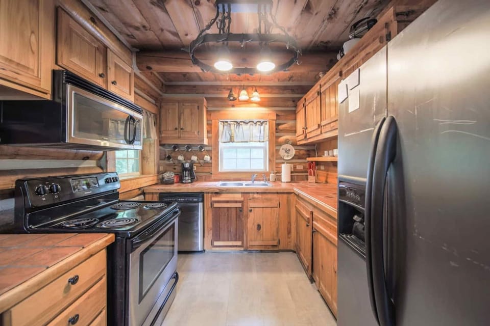 House | 3 bedrooms, high-speed internet