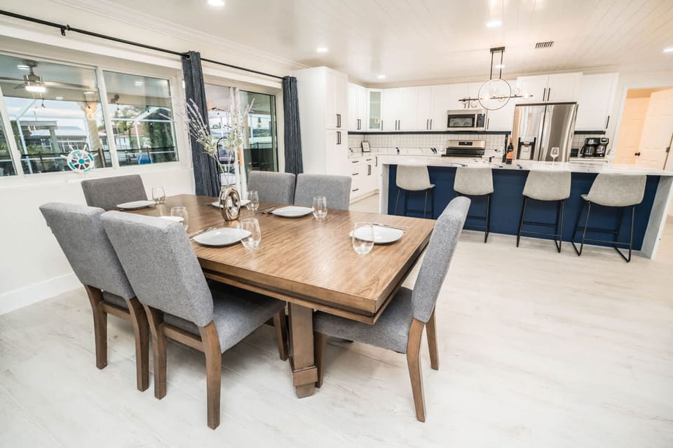 House | 3 bedrooms, high-speed internet
