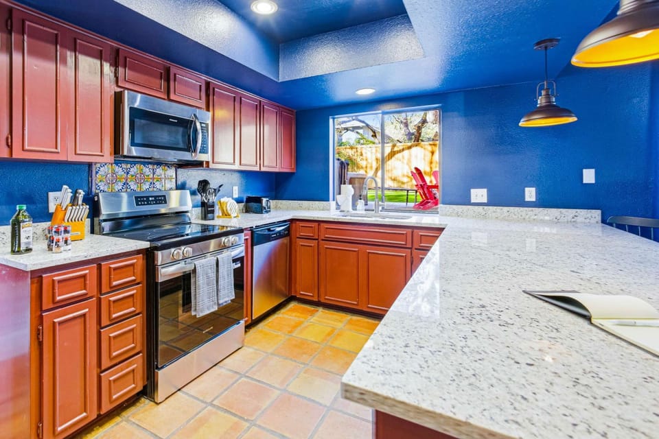 House | 4 bedrooms, high-speed internet