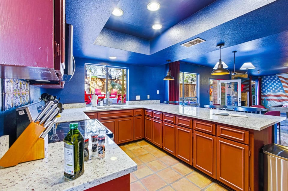 House | 4 bedrooms, high-speed internet