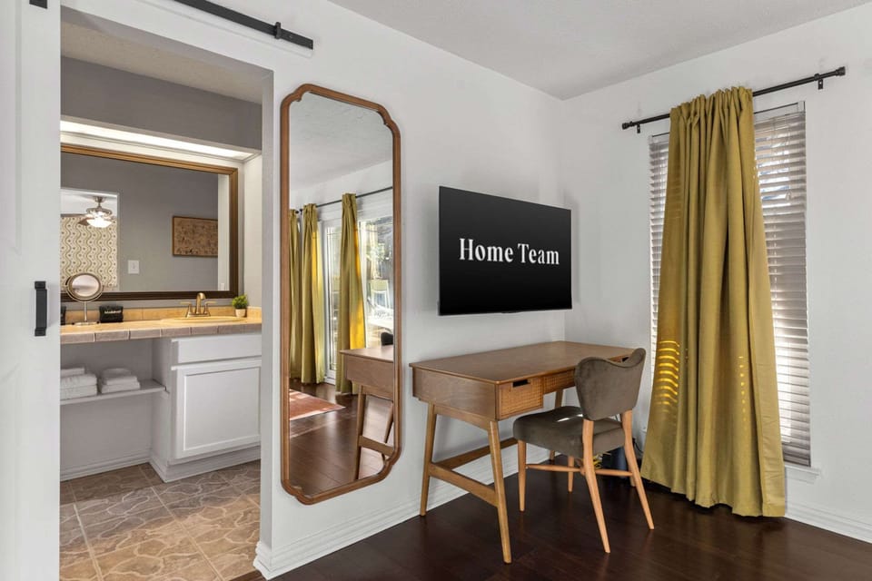 House | 4 bedrooms, high-speed internet