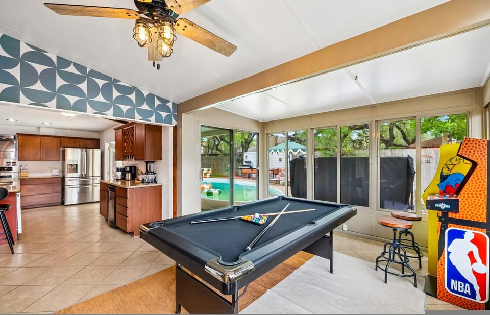 House | 4 bedrooms, high-speed internet