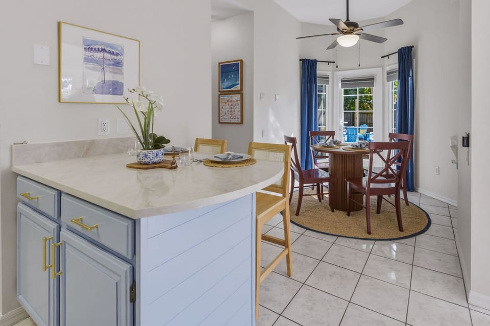 House | 4 bedrooms, high-speed internet
