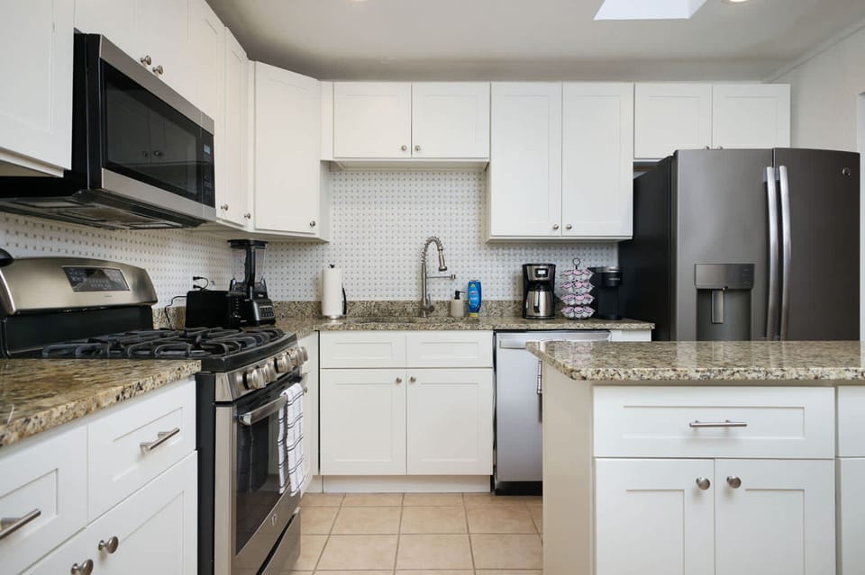 House | 4 bedrooms, high-speed internet