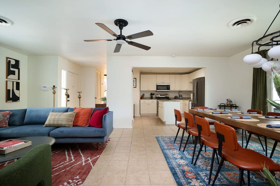 House | 4 bedrooms, high-speed internet