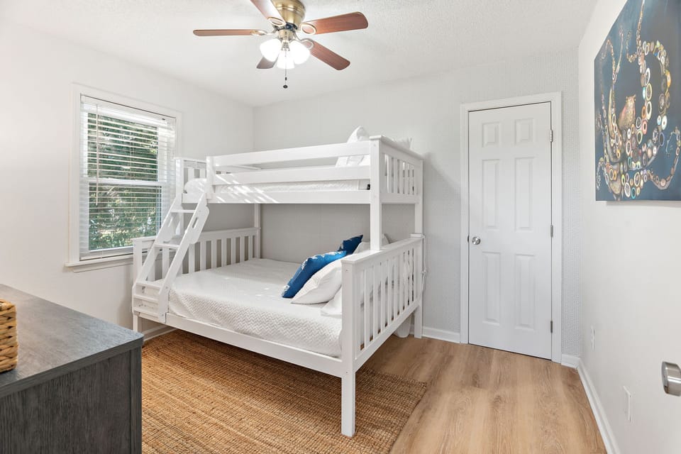 House | 3 bedrooms, high-speed internet