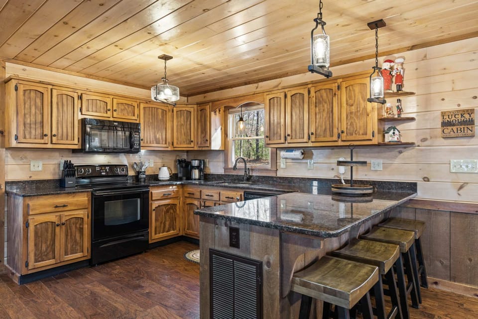 House | 3 bedrooms, high-speed internet