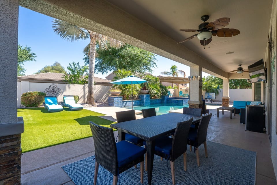 House | 4 bedrooms, high-speed internet