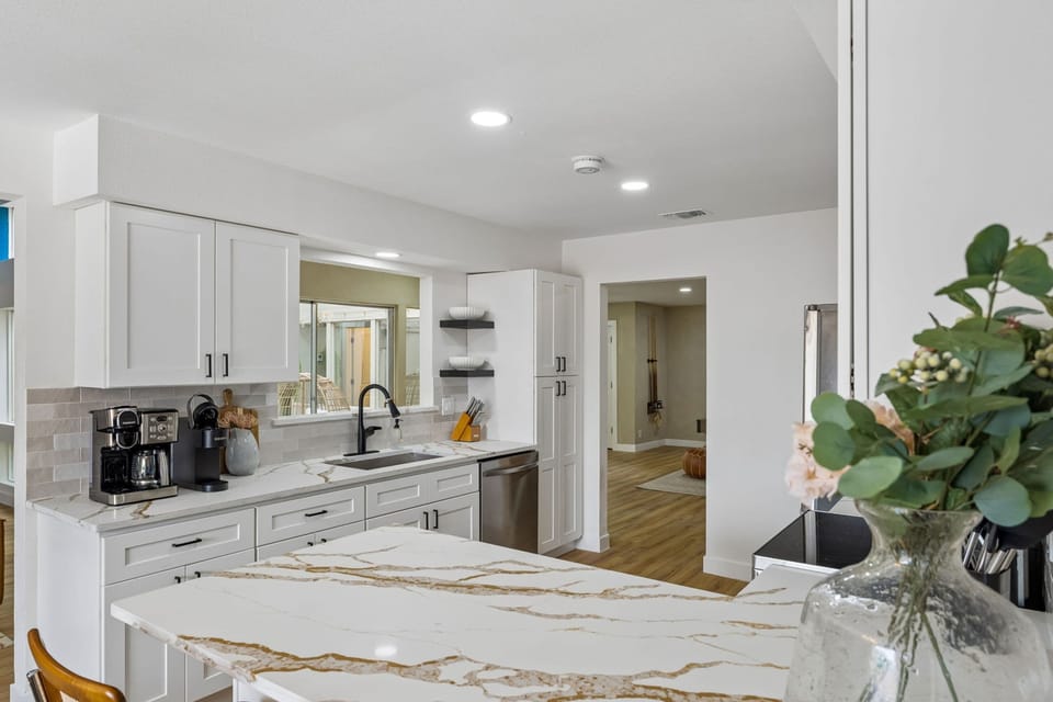 House | 4 bedrooms, high-speed internet