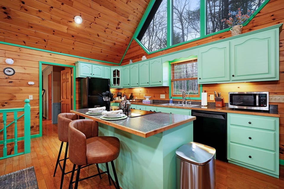 House | 4 bedrooms, high-speed internet