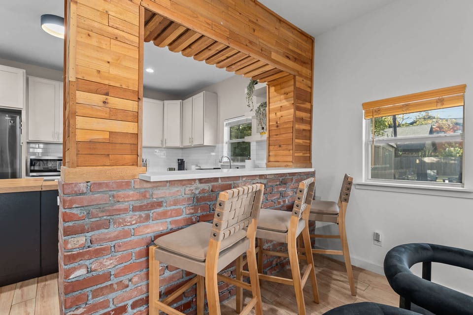 House | 4 bedrooms, high-speed internet