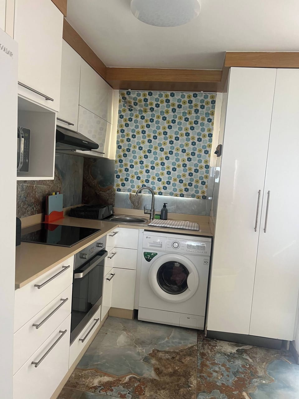 Apartment, 2 Bedrooms, Balcony, Ocean View | Laundry