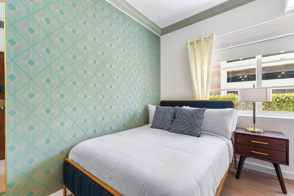 Double Room | Desk, laptop workspace, WiFi (free), bed sheets