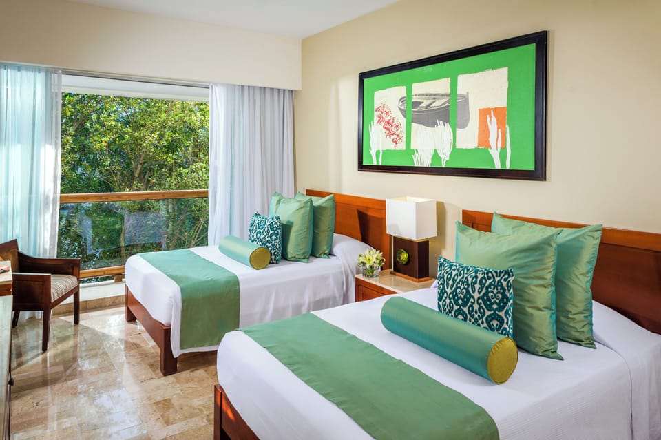 In-room safe, iron/ironing board, WiFi (free)