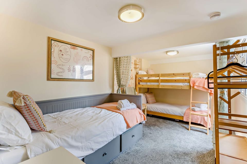 Ocean Tao, Clacton-on-Sea - Host & Stay 