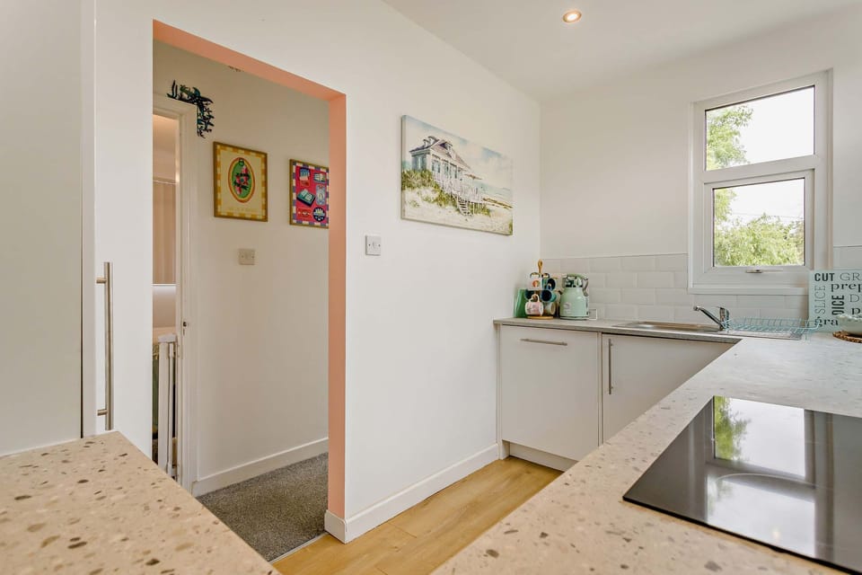 Ocean Tao, Clacton-on-Sea - Host & Stay 