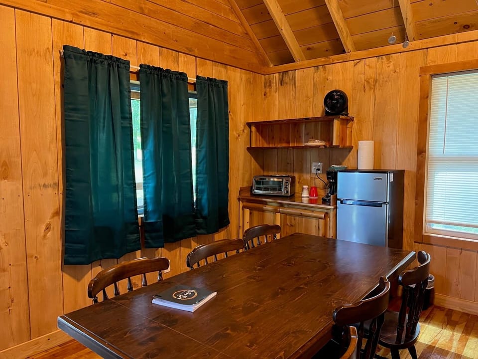 OTRTTW Cabin 1 Dining Table
