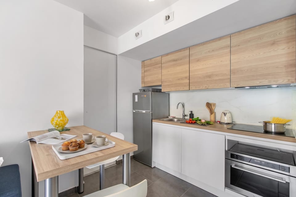 Kitchen and dining area