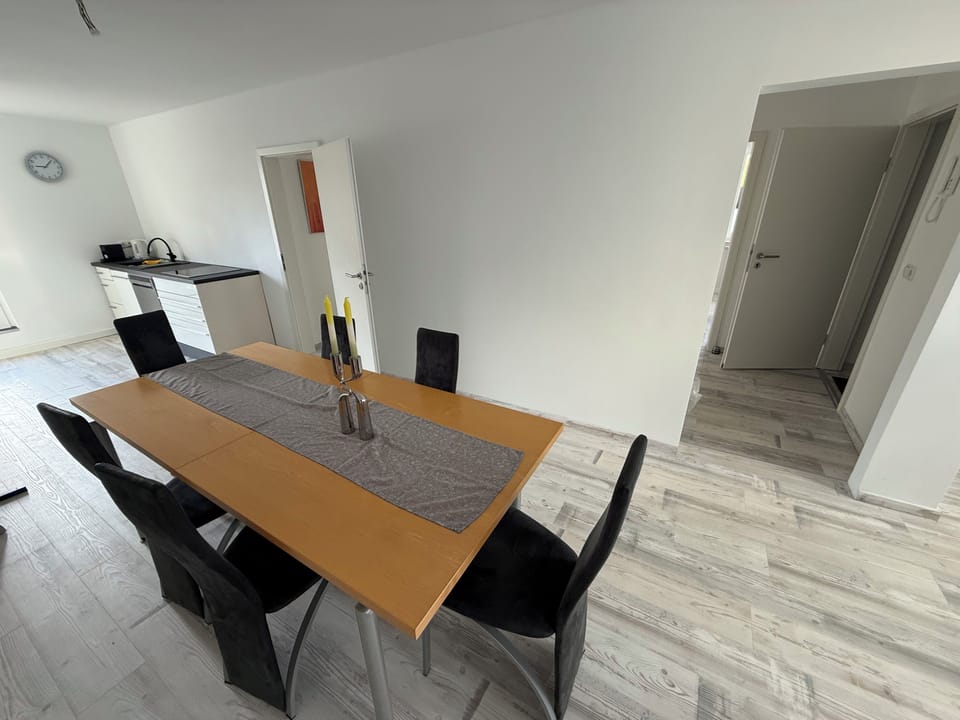 Apartment, Balcony, City View | Living area | LED TV