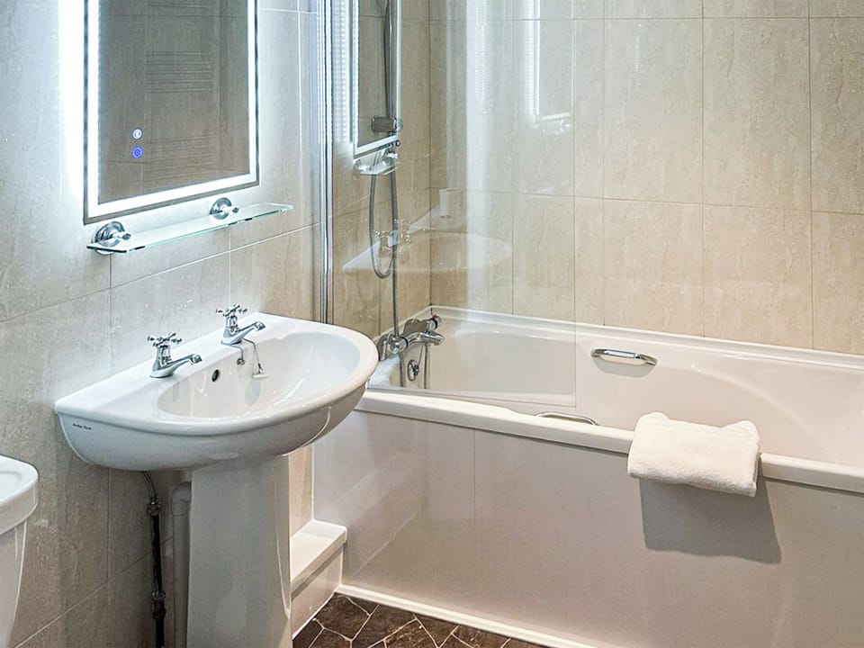 Bathroom | The Stables - Tyneview Estate, Gateshead