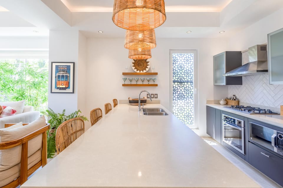 Condo - Image 11